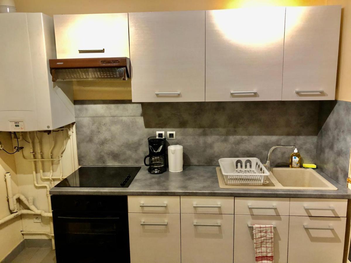 Magnifique Appartement Tout Equipe - 6 Personnes Le Puy-en-Velay Exterior photo